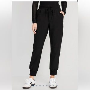 NWT Old Navy Women’s High Waisted StretchTech Jogger sz S Tall